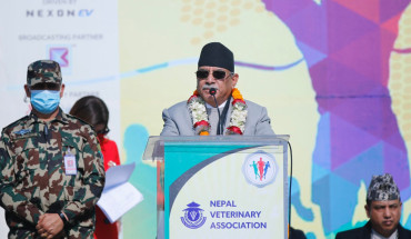 पोल्ट्री उद्योगलाई सबल र आत्मनिर्भर बनाउन प्रतिबद्ध : प्रचण्ड