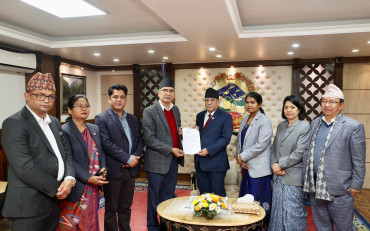 एमालेको तर्फबाट सरकारमा सहभागी मन्त्रीहरूले बुझाए राजीनामा 