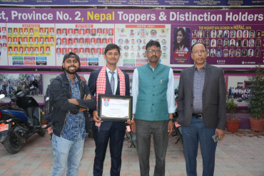 ओम नेशनल एकेडेमी कलेजका पुर्व विद्यार्थी गुप्ता सम्मानित