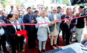 व्यवसायीको सफलताले मात्र सुखी नेपाली समृद्ध नेपाल बनाउन सहयोग पुग्छ : मुख्यमन्त्री अधिकारी 