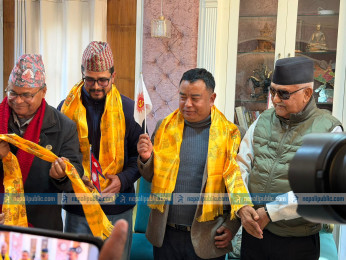 तत्कालीन माओवादी केन्द्र काठमाडौं महानगर कमिटीका अध्यक्ष लामा एमालेमा प्रवेश