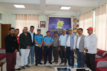 सवारी दुर्घटना न्यूनीकरणका लागि सुदूरपश्चिम प्रदेश प्रहरी र यातायात व्यवसायीबीच छलफल