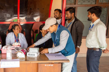 दशरथ रंगशालामा सुकुमवासीको स्क्रिनिङ र स्वास्थ्य जाँच