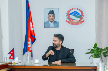 प्रधानमन्त्री बालेन मुस्ताङबाट काठमाडौं प्रस्थान