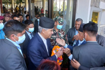 प्रधानमन्त्री देउवाद्वारा पर्वतीय सङ्ग्रहालयको अवलोकन