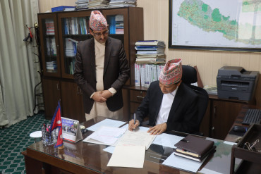 योजना आयोगका नवनियुक्त उपाध्यक्ष डा. गुणाकर भट्टद्वारा पदबहाली