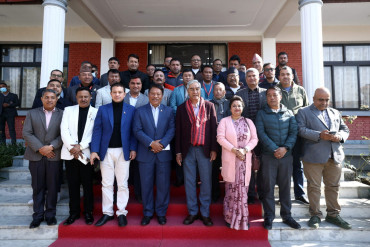 काठमाडौंमा खानेपानीको समस्या समाधानका लागि प्रधानमन्त्रीलाई ध्यानाकर्षण पत्र