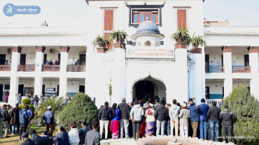 एकाबिहानै किन पुगे देउवा पक्षका नेताहरु निर्वाचन आयोग ?