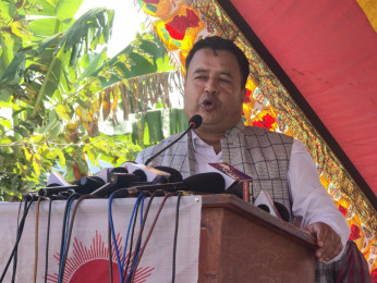 ओलीलाई पक्राउ गरे देशभरि आगो बल्छ : महेश बस्नेत