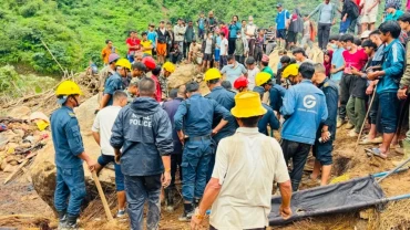 रोल्पाको थबाङ र सुनछहरीमा पहिरोमा परि १५ जनाको मृत्यु, २ जना बेपत्ता