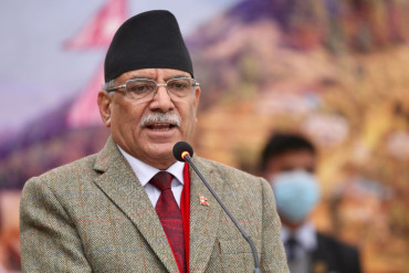 काँग्रेसका ४ ठुला नेताहरु किन गए भेट्न प्रधानमन्त्री प्रचण्डलाई ?