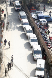 जहाज दुर्घटनाः २२ शव आफन्तलाई बुझाइयो, काठमाडौं ल्याइएका ४८ शव परीक्षण गरिँदै