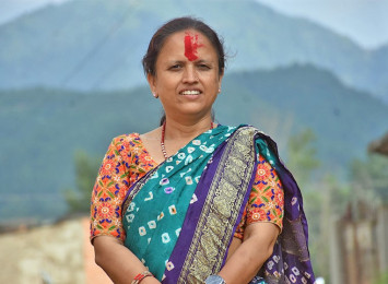 एमाले महासचिव पोखरेल पराजित, दाङ–३ मा माओवादीकी शर्मा विजयी