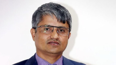 शितलनिवास र सिंहदरबार जलाइरहँदा रमिते बन्ने सेना कसको हो : सूर्य थापा