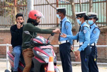 २४ घण्टामा उपत्यकामा ९३९ सवारी चालक ट्राफिक कारबाहीमा