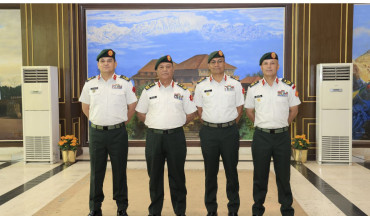 प्रधान सेनापतिद्वारा उपरथी दज्र्यानी चिन्ह प्रदान