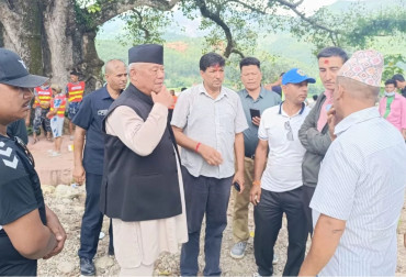 बाढीपीडितको उद्धारमा ढिलाइ नगर्न गृहमन्त्रीलाई आङ्देम्बेको आग्रह