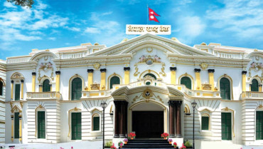 पहिलो महिनामै २ खर्ब १५ अर्ब रेमिट्यान्स भित्रियो