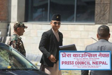 पूर्वगृहमन्त्री सुधन गुरुङद्वारा प्रेस काउन्सिलमा उजुरी