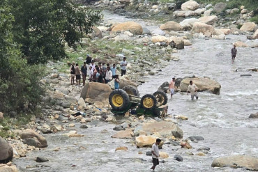 बैतडीको पुर्चौडीमा ट्याक्टर दुर्घटनामा हुँदा चालकको घटनास्थलमै मृत्यु