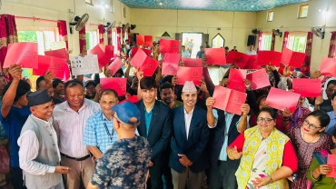चितवनको इच्छाकामनाका ३४ परिवारले पाए जग्गाधनी पुर्जा
