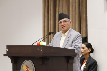 एमाले नेता बादलको अभिव्यक्तिप्रति दुई सांसदको नियमापत्ति, रेकर्डबाट हटाउन माग