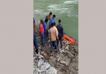 बझाङको सेती नदी किनारमा एक महिलाको शब फेला