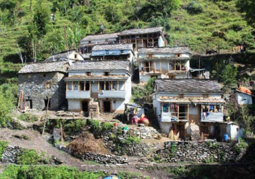 पुनः  निर्माणमा  छुटेको राई गाउँ
