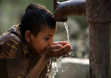 विश्वका एक चौथाई जनसंख्यालाई अझै पनि सफा पानीको अभाव