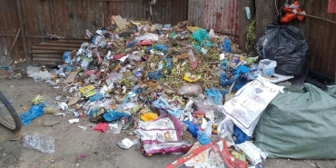 मेयर शाहको निर्देशनपछि सिंहदरबारबाट फोहोर उठाउन बन्द