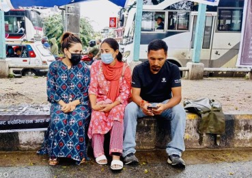 रिगललाई पुनः जेल पठाउन माग गर्दै भारतीले सुरू गरिन् अनसन