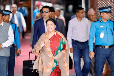 पूर्वराष्ट्रपति भण्डारी स्वदेश फिर्ता