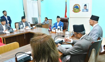 नयाँ सरकारको पहिलो मन्त्रिपरिषद् बैठक सिंहदरबारमा सुरु