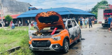 रेलमार्गको अवलोकन गर्न गएको टोलीको गाडीमा स्थानीयले गरे आगजनी