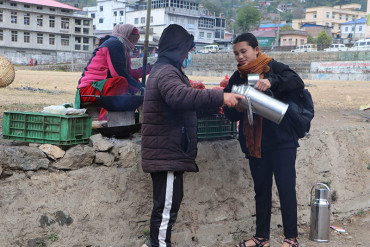 चिया बेचेरै ६० हजार बचत गर्दै विपना