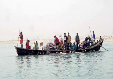 राप्ती नदीमा २५ विद्यार्थी बोकेको डुङ्गा दुर्घटना