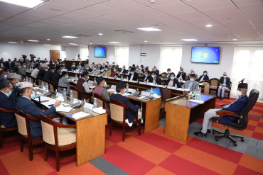 निर्वाचन घोषणाकै दिन सचिवहरूको सरुवा