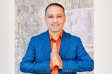 पोखरा ४ का वडाध्यक्ष देवकृष्ण पराजुली पक्राउ