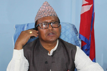 इटहरी उपमहानगरका पूर्वमेयर चौधरी माओवादी केन्द्र प्रवेश गर्ने