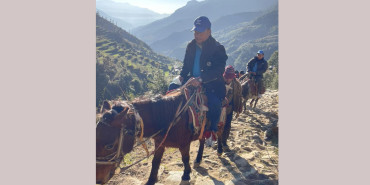 मतदान गर्न घोडा चढेर एक दिनको बाटो