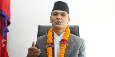 गृहमन्त्री अर्यालले गरे पदभार ग्रहण