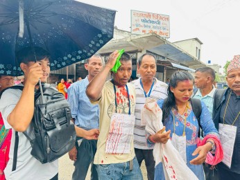 दाङमा स्थानिय र प्रहरीविच झडप, के हो पुरा घटना ?