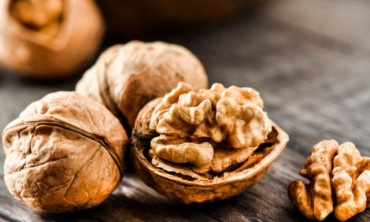 तिहार नजिकिएसँगै ओखरको आयात बढ्दै