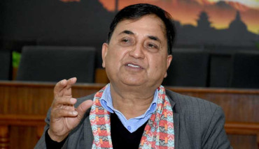 गठबन्धन सरकारको कुनै गन्तव्य छैन : ईश्वर पोखरेल