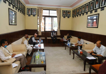 सत्ता गठबन्धनको बैठकः सरकारलाई छिट्टै पूर्णता दिने सहमति
