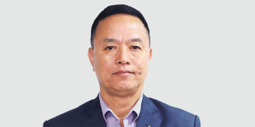 ओली र लेखक पक्राउ पर्दा पूर्वआइजिपी खापुङ किन परेनन् पक्राउ ?