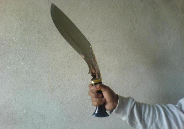 युवामाथि खुकुरी प्रहार गरी घाइते