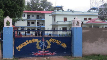 हिरासतमा रहेकी महिलालाई मध्यरात आफ्नो कोठामा लिने असई निलम्बित
