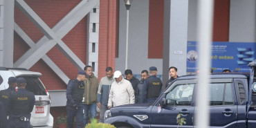 त्रिवि अस्पतालको ५०१ नम्बरको बेडमा ओली भर्ना