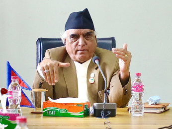 प्रदेश सरकारको उपस्थिति देखिने गरी काम गर्न निर्देशन